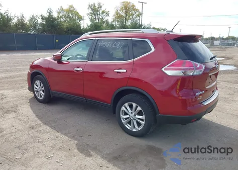 2015 Nissan Rogue Sv z USA, uszkodzony, nr VIN 5N1AT2MV7FC818759